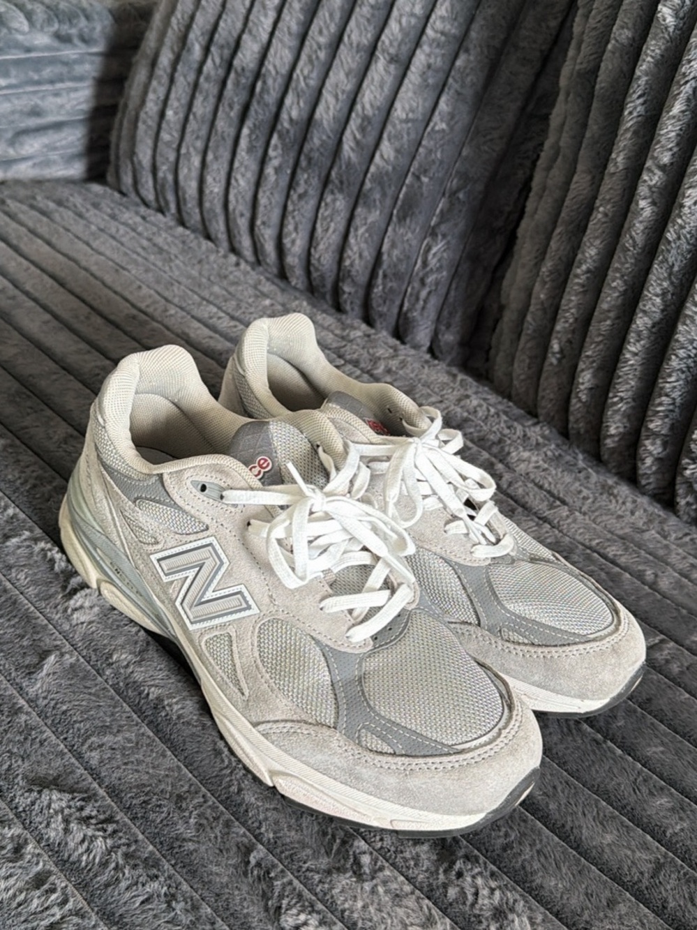 New Balance Men's Light Gray Athletic Sneakers